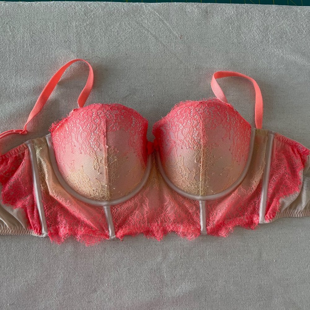 Victoria's Secret, Multi- Way Balconet Bra, Orange  Ombre,  32DD, USED